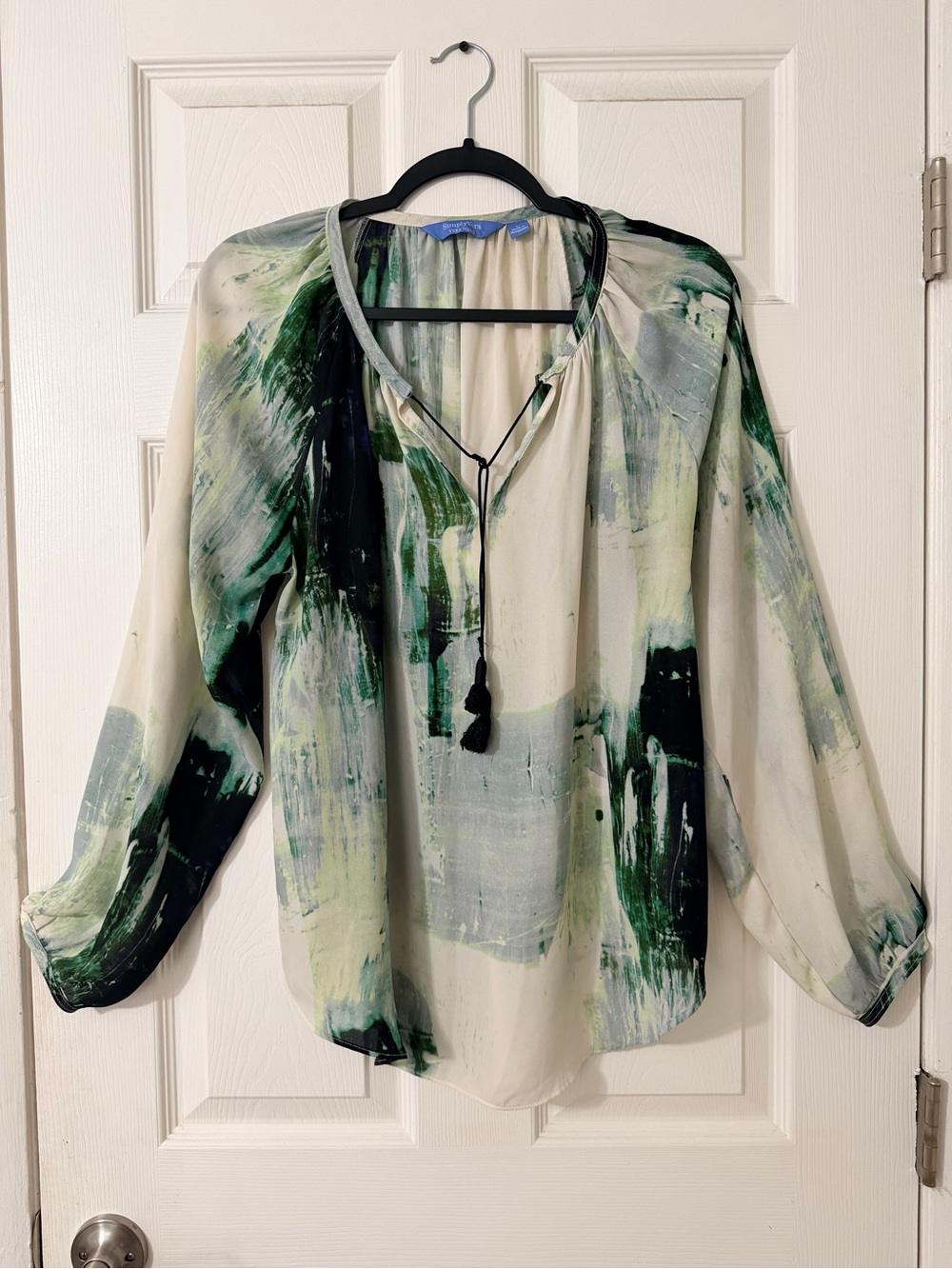 Simply Vera Vera Wang Cream Blouse with Green Brushstroke Print